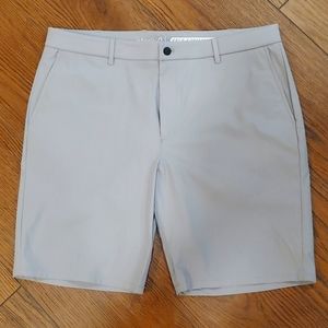 Johnnie-O Men's Golf Shorts